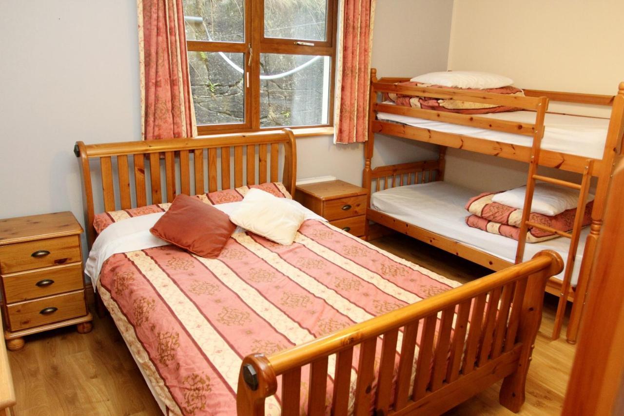 Clare'S Rock Self-Catering Accommodation Carron Ngoại thất bức ảnh