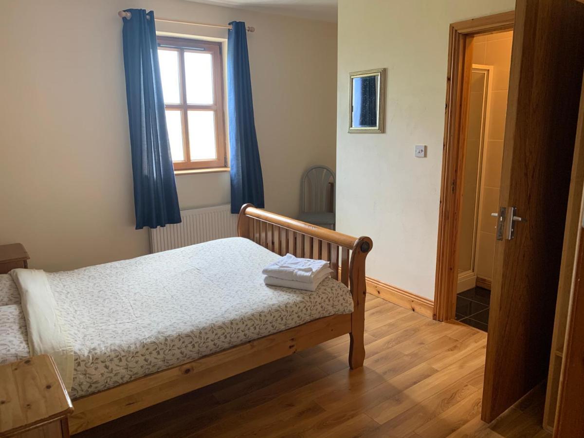 Clare'S Rock Self-Catering Accommodation Carron Ngoại thất bức ảnh